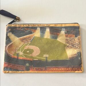 Vintage Baseball Stadium Print Pouch - Multicolor